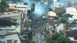 Kerusuhan di Jayapura: 7 Prajurit TNI-Polri Terluka, 25 Ruko Dibakar Massa